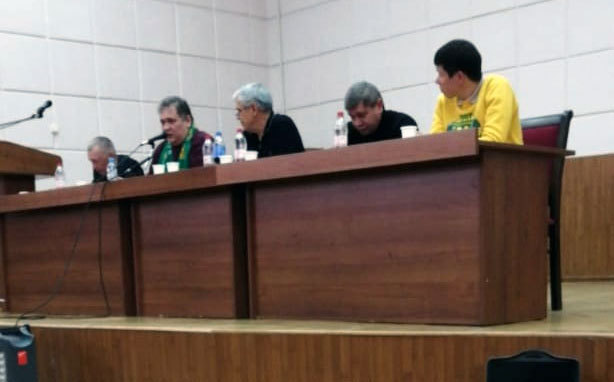 Нажмите на изображение для увеличения.

Название:	stalo.jpg
Просмотров:	105
Размер:	32.9 Кб
ID:	149038